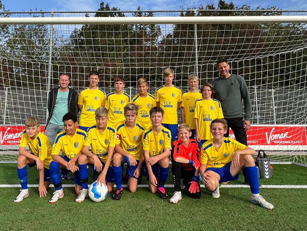 KAMPIOENSWEDSTRIJD JO14-1